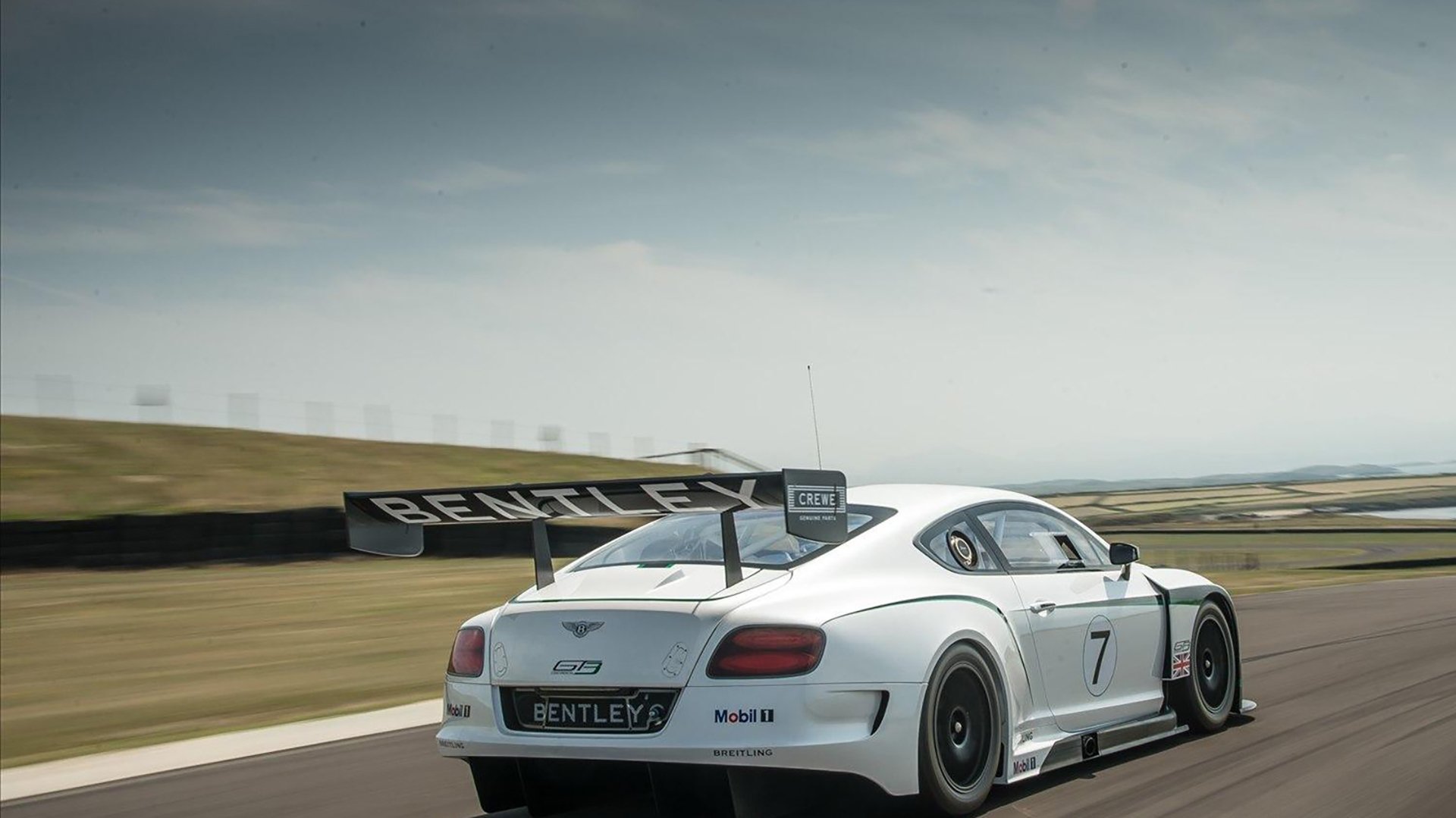 开云体育app官网-爱尔兰男子橄榄球在国际舞台稳步提升，爱尔兰式橄榄球